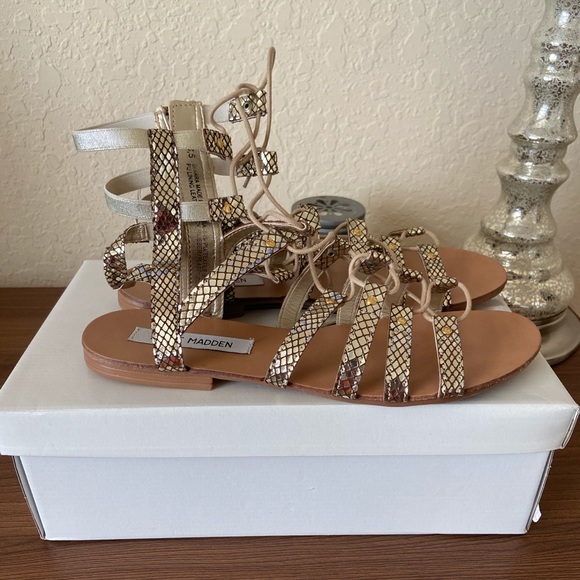 Steve Madden Sparra Sandals - Picture 3 of 5